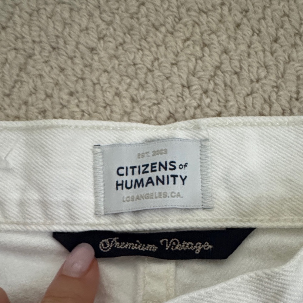 Citizens Of Humanity White High-Rise Wide-Leg Jeans - Picture 2 of 4
